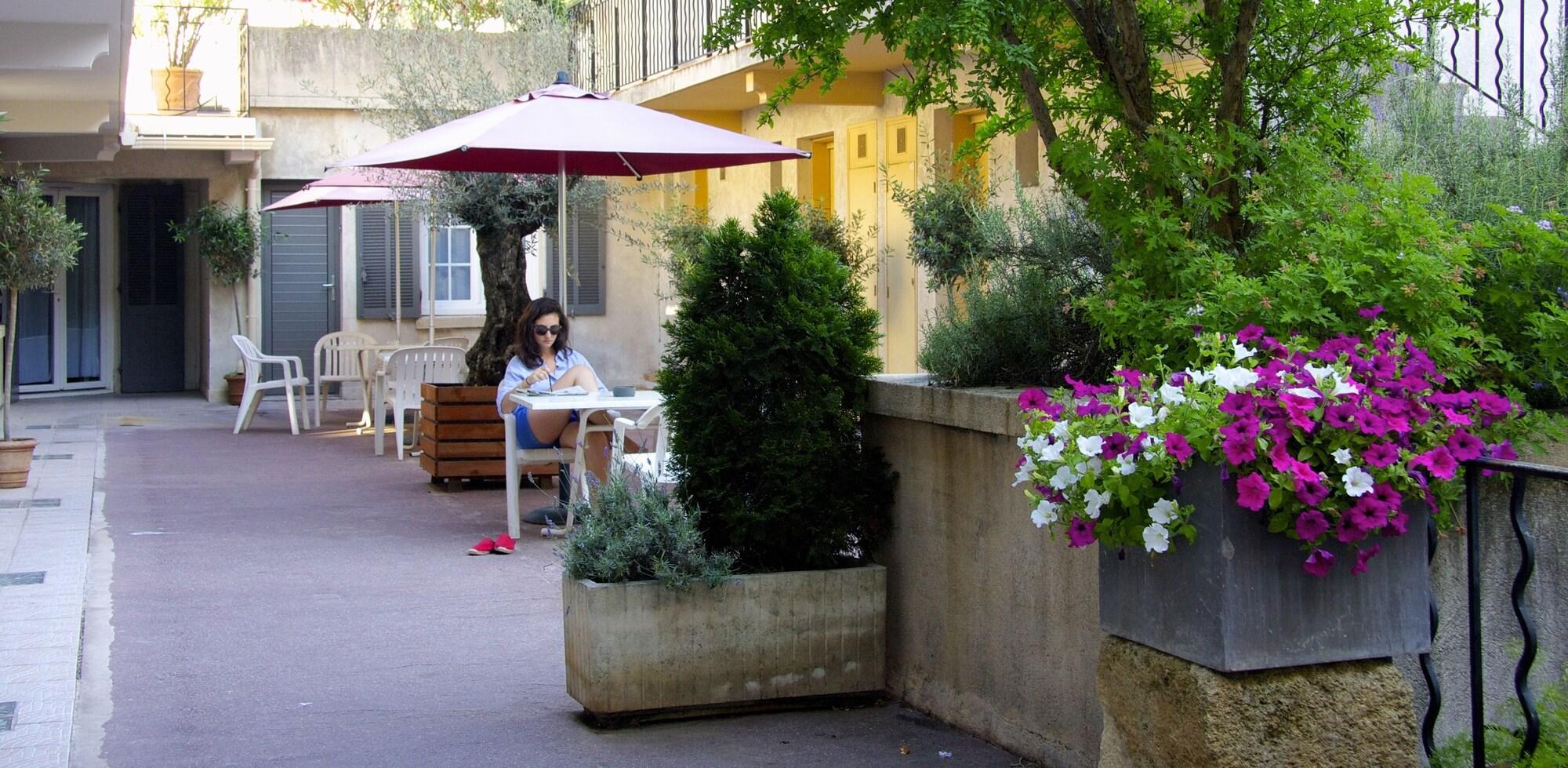 Le Concorde Hotel Aix-en-Provence Exterior photo